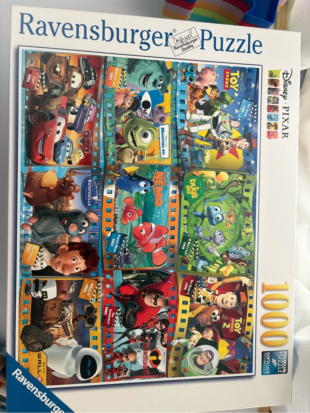 Ravensburger Disney·Pixar 1000 piece Puzzle – Colorful Characters (Multi-Color)